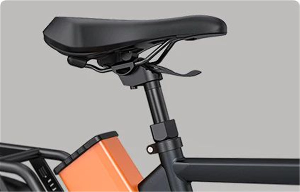 Selle Diallait Ríoga & Cuaille Suíocháin Aeir