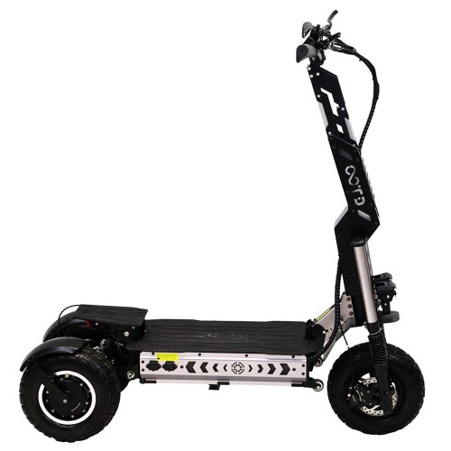 OOTD T30 Faltbarer Elektroroller 3200W Motor 60V 31.2Ah Batterie 13 Zoll Off-Road Reifen Max 65km 100km